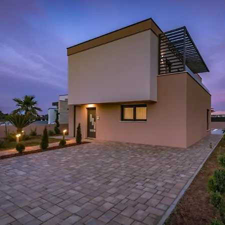 Villa Elena *